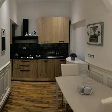 Casa de hóspedes Fjore Di *